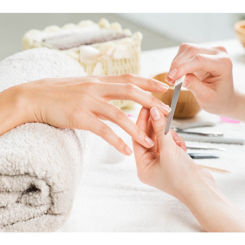 Standard manicure (lak eller olie)