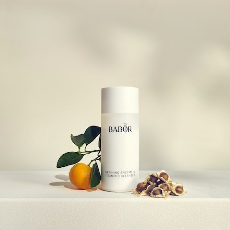 RefiningEnzymeVitaminCCleanser-00