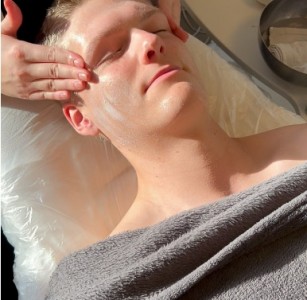 GentlemanFacialTreatment-20